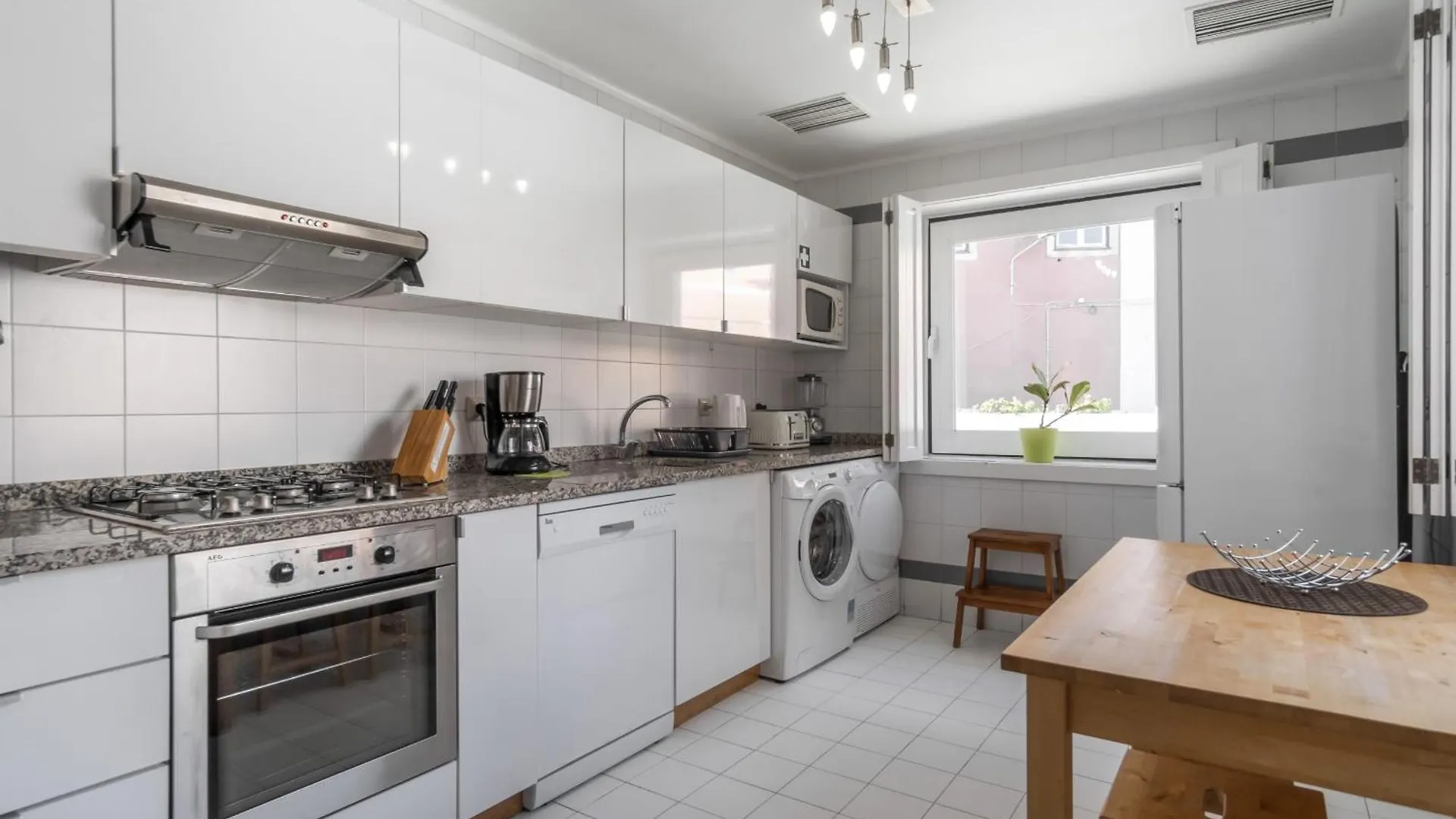 Lv Premier Apartments Chiado- Ch Lizbona