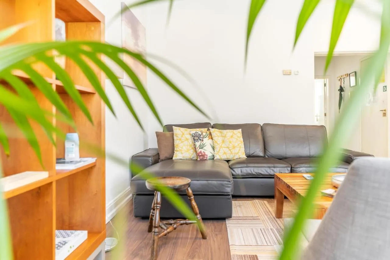 Lv Premier Apartments Chiado- Ch Lisbon 0*,
