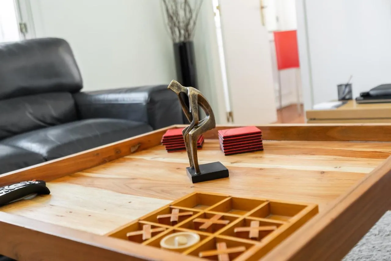 Lv Premier Apartments Chiado- Ch Lisbon